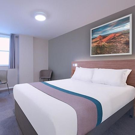 Travelodge London Central Waterloo Экстерьер фото